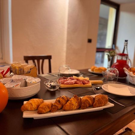 Agriturismo Podere La Piazza Costigliole d'Asti Eksteriør billede