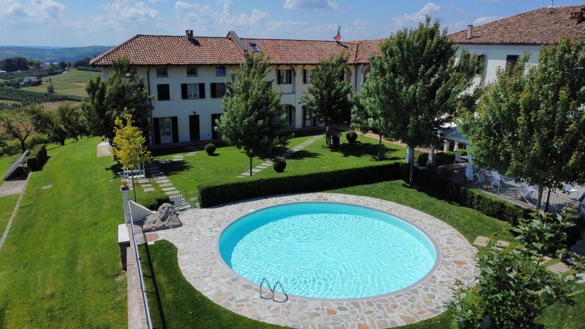 Agriturismo Podere La Piazza Costigliole d'Asti Eksteriør billede