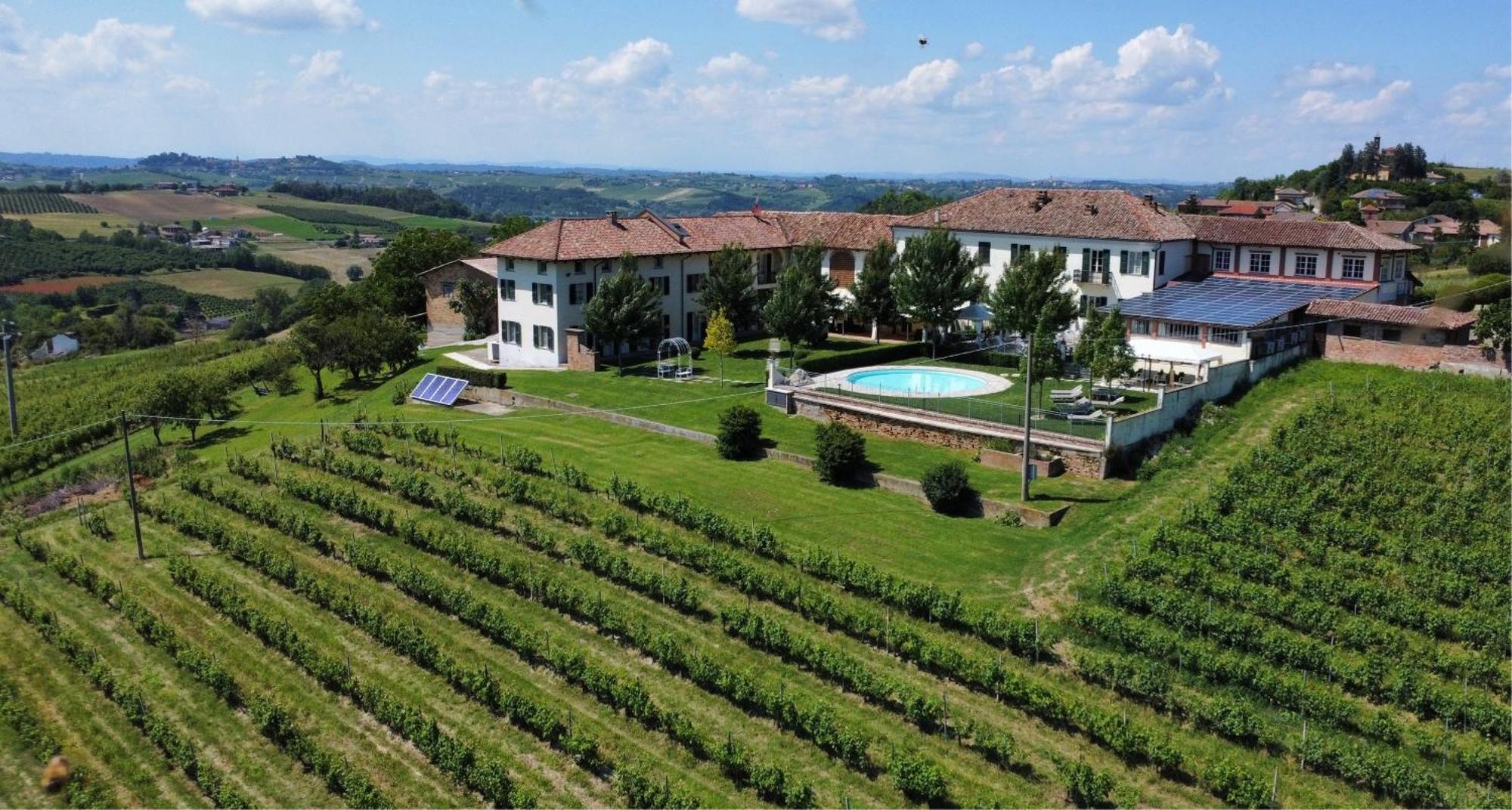 Agriturismo Podere La Piazza Costigliole d'Asti Eksteriør billede