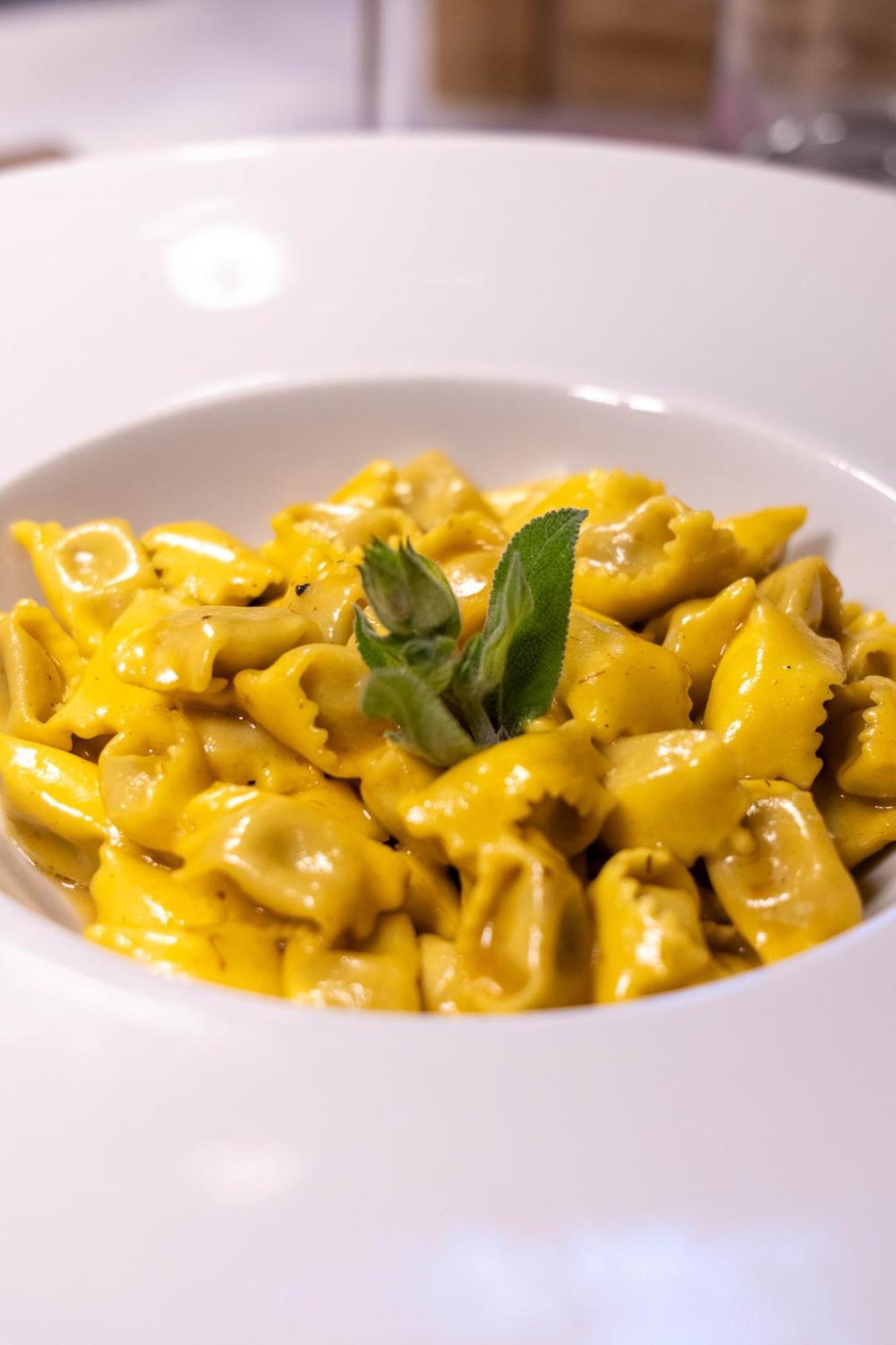 Agriturismo Podere La Piazza Costigliole d'Asti Eksteriør billede