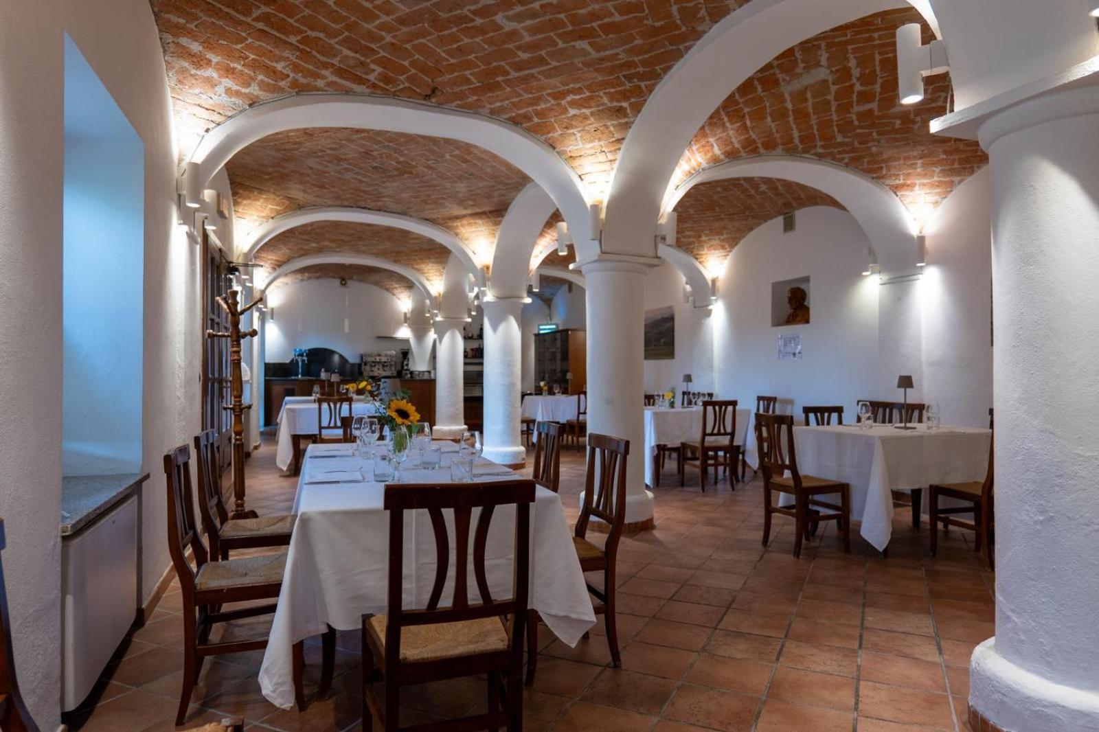 Agriturismo Podere La Piazza Costigliole d'Asti Eksteriør billede