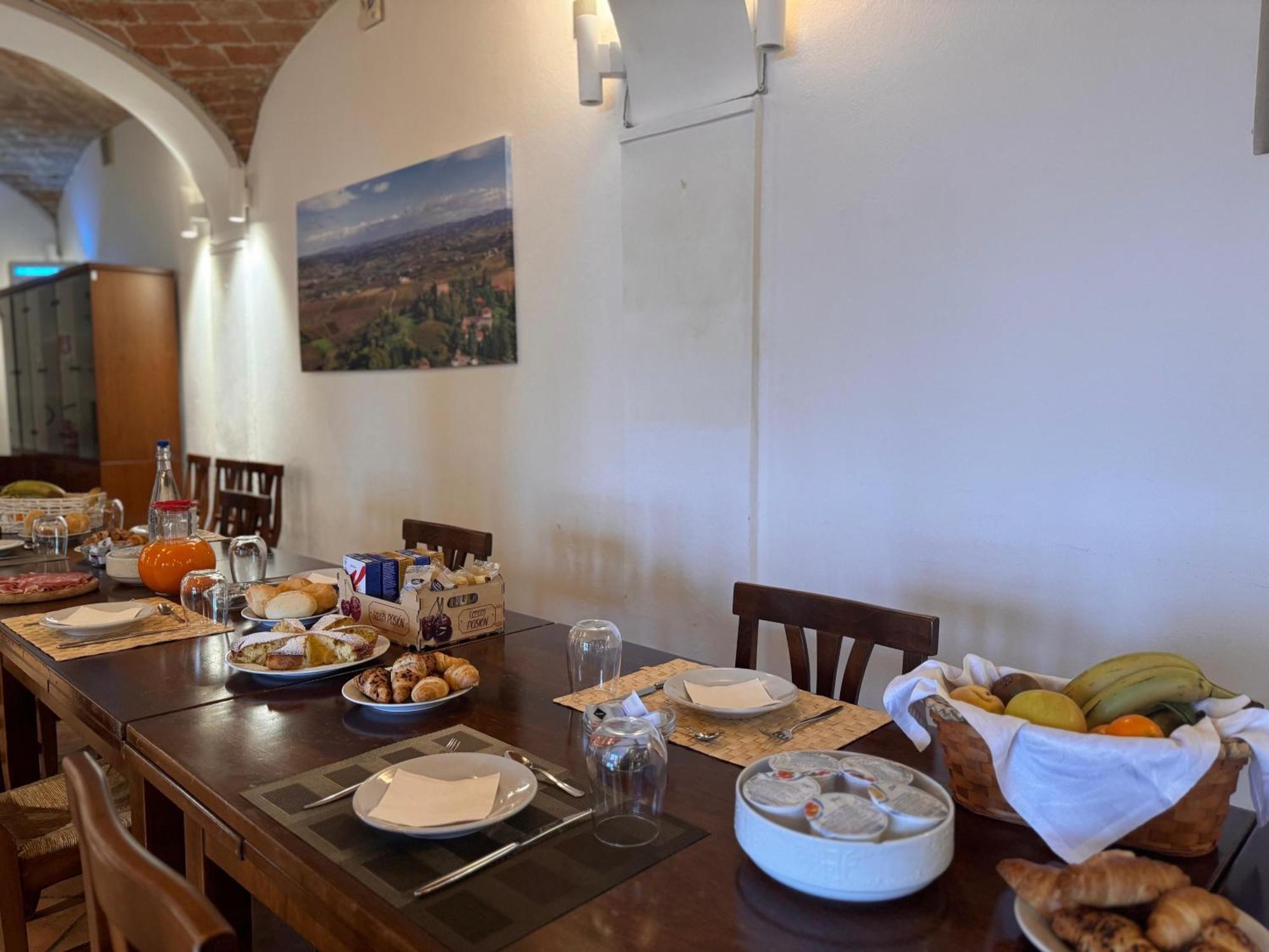 Agriturismo Podere La Piazza Costigliole d'Asti Eksteriør billede